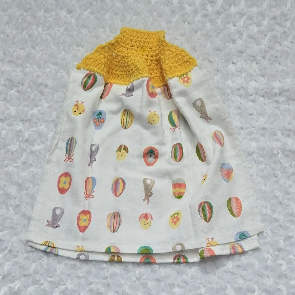 Celebrate Together Easter Kitchen Towel Cotton Button Closure Eggs Bunnies